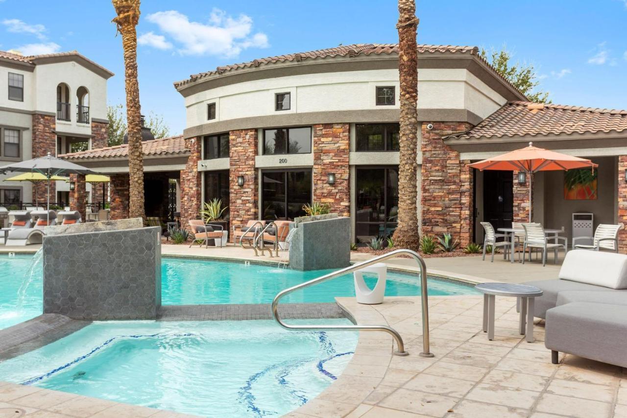 Cozysuites Glendale By The Stadium With Pool 05 Luaran gambar