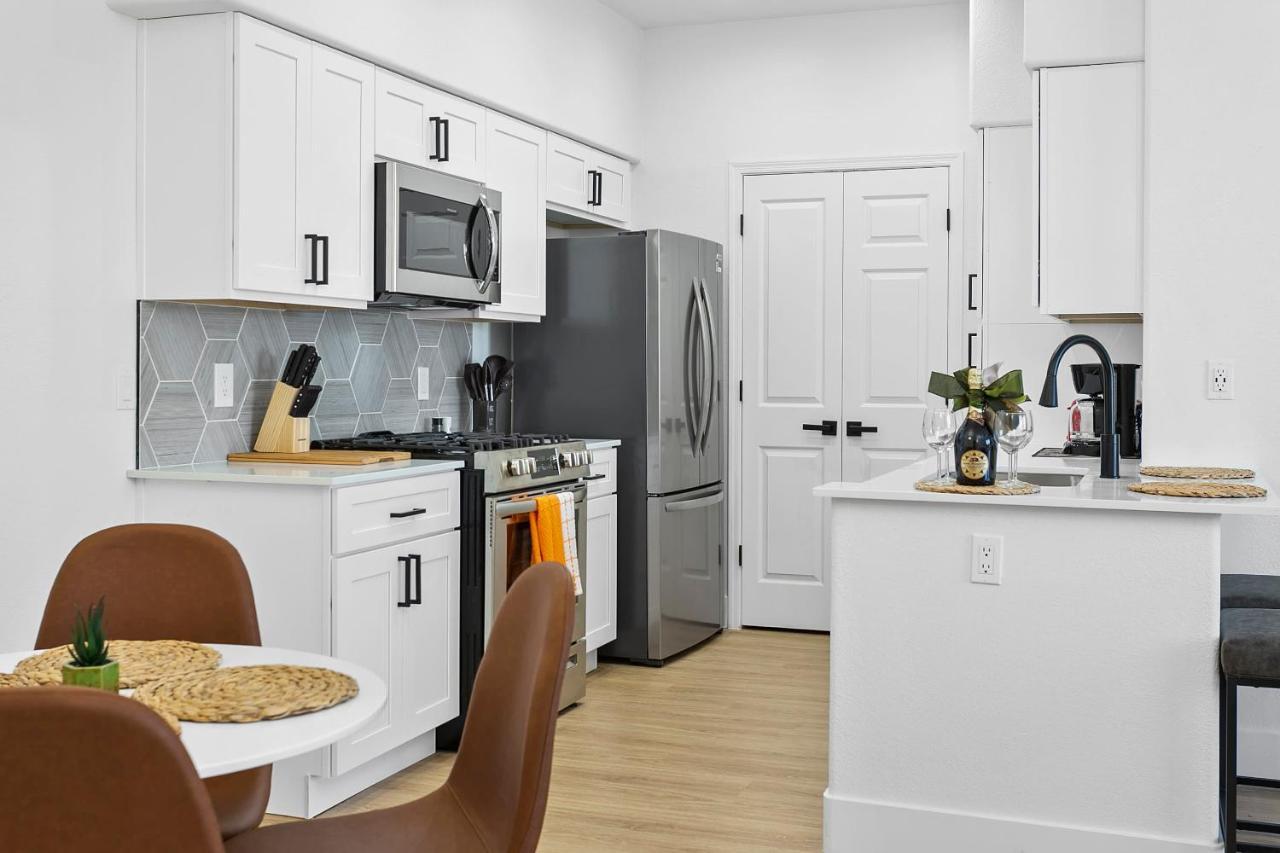 Cozysuites Glendale By The Stadium With Pool 05 Luaran gambar